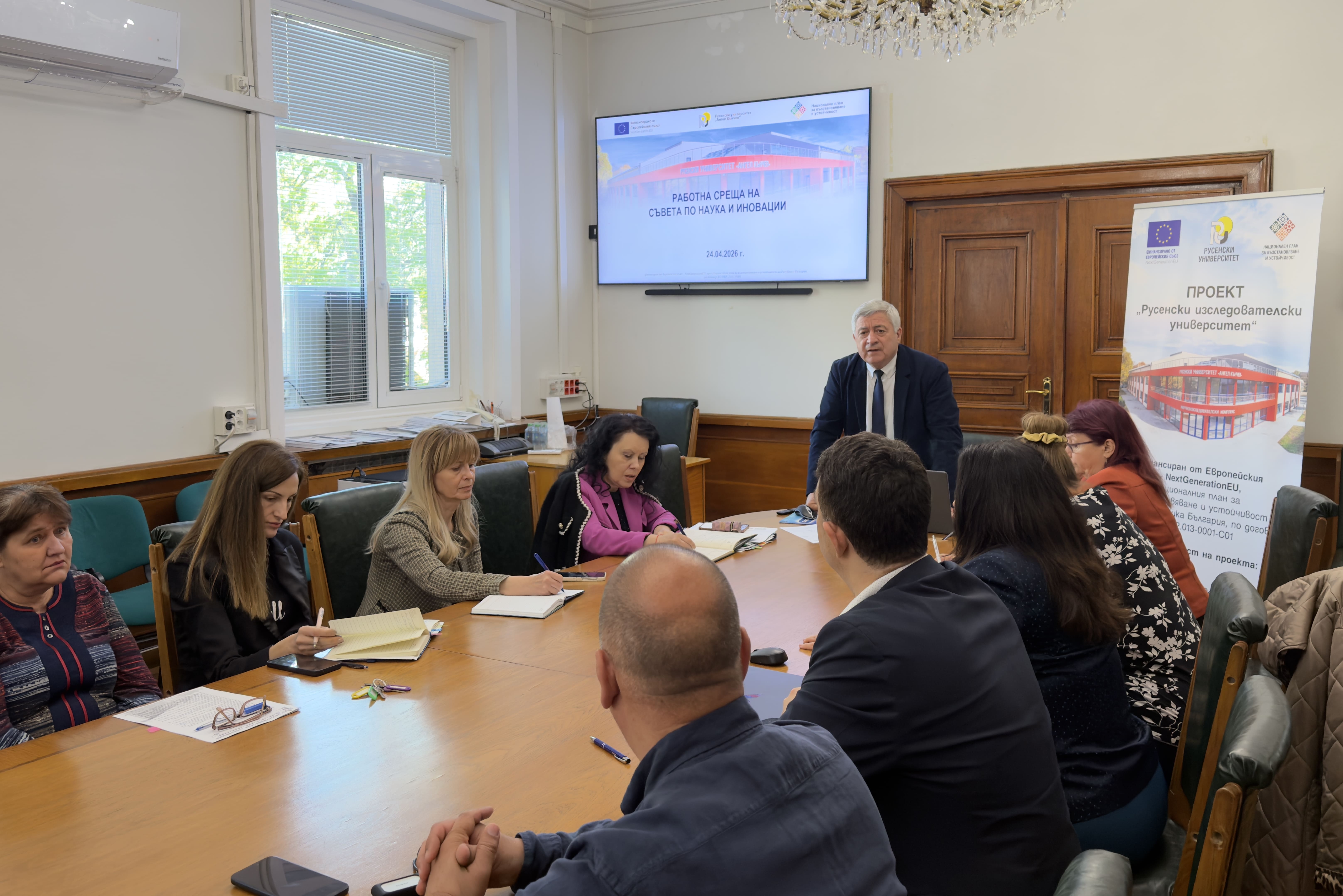 Press zasedanie_април-1